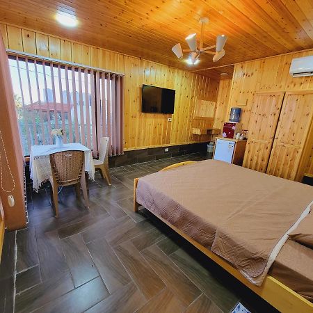 Atoom Lodge Jarash Exterior photo