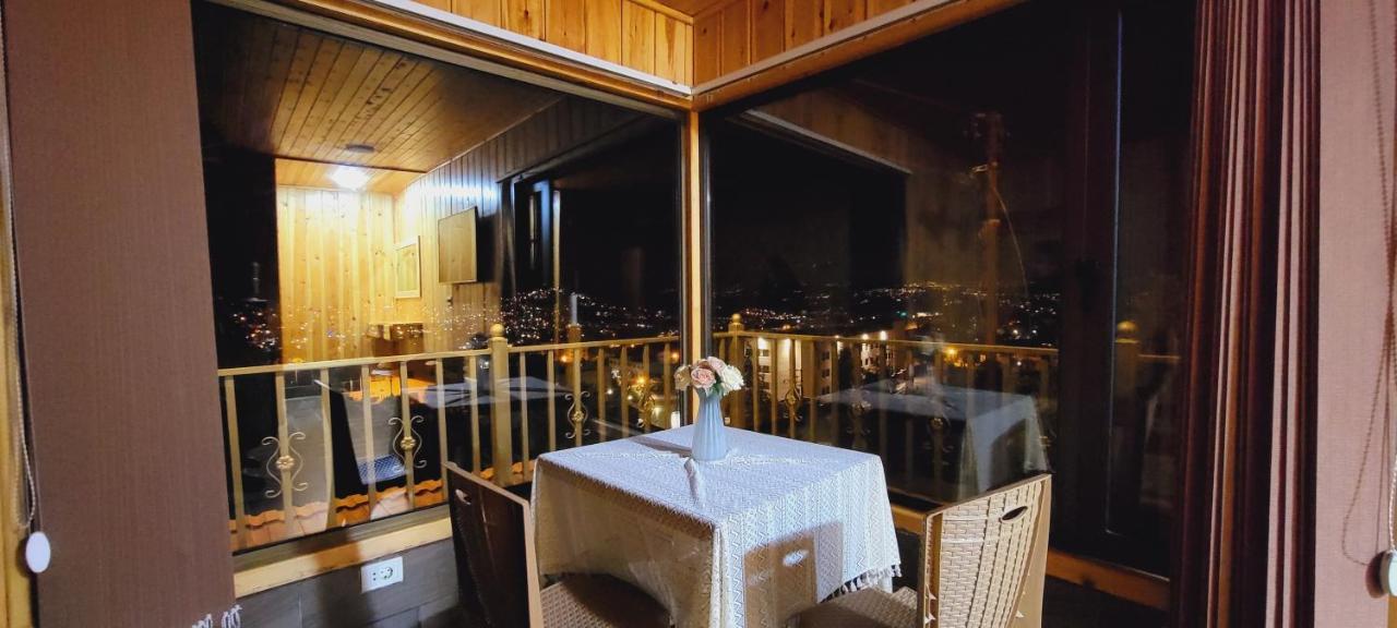 Atoom Lodge Jarash Exterior photo