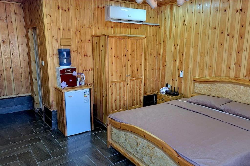 Atoom Lodge Jarash Exterior photo